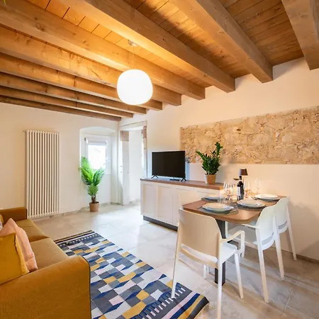 Poderi Campopian 아파트 산탐브로지오 디 발폴리첼라